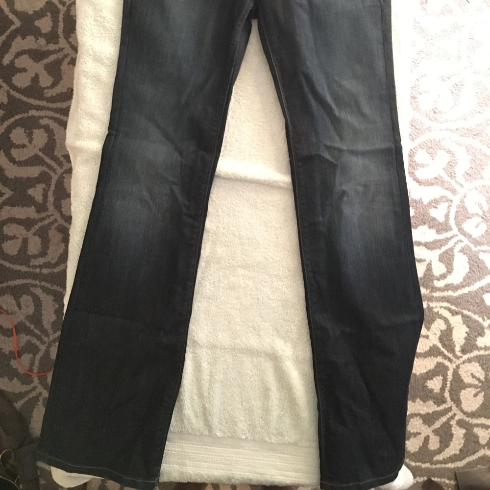 Jeans - Picture 2 of 6